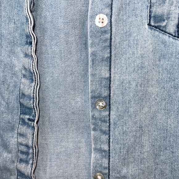 Denim button up - Picture 4 of 8